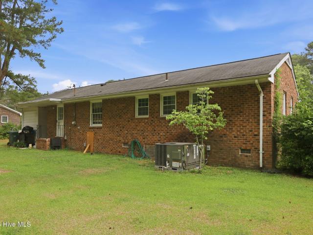 1711 Ambleside Drive