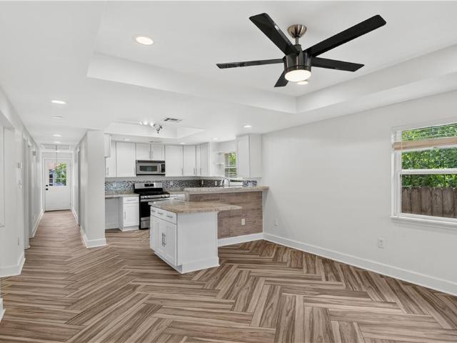 1711 Charbonnet Street