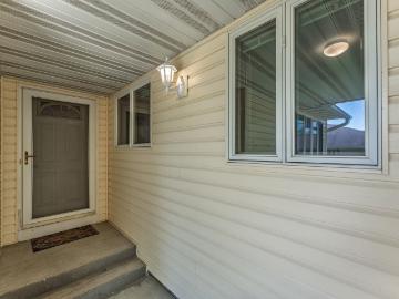 1711 Hillcrest Drive
