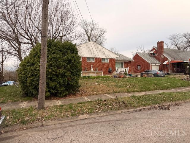 1711 Ruskin Road