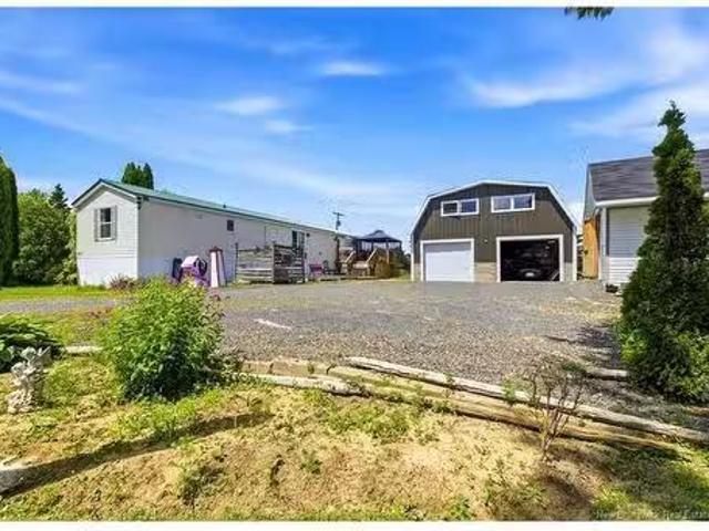 1711 Route 105, Maugerville, NB, E3A 8J4 house for sale Lis.