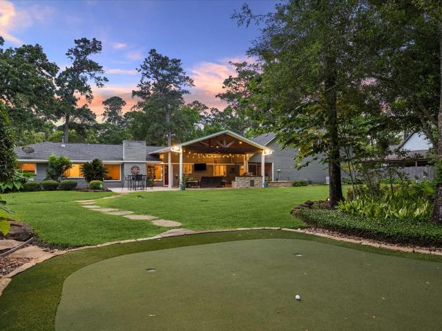 1711 Walnut Lane