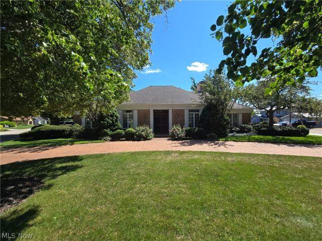 1711 Willow Drive