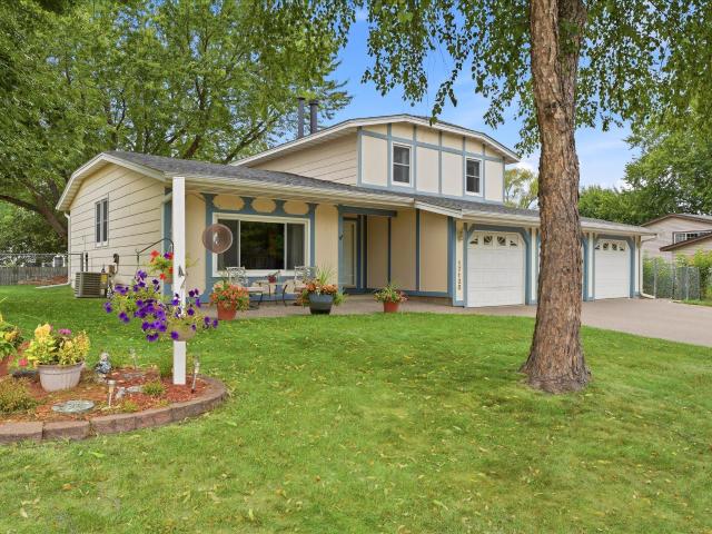 17125 Foliage Avenue