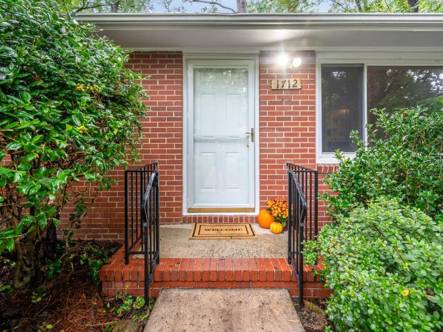 1712 Bivins Street