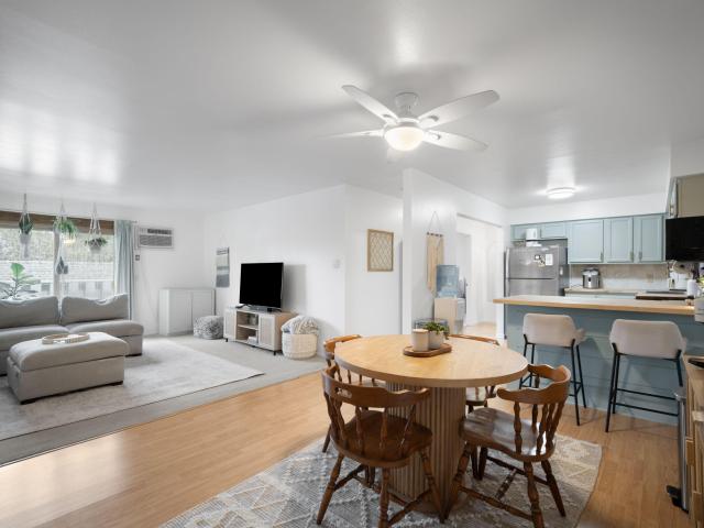 1712 Creek Rd, Unit 203