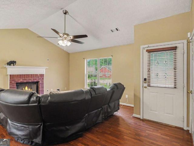 1712 Graystone Drive