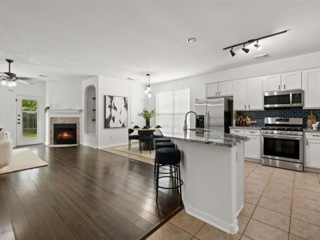 1712 Lynnville Trl