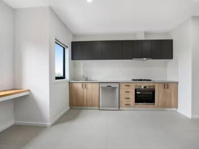 1/712 Plenty Road, Reservoir VIC 3073 Apartment For Lease