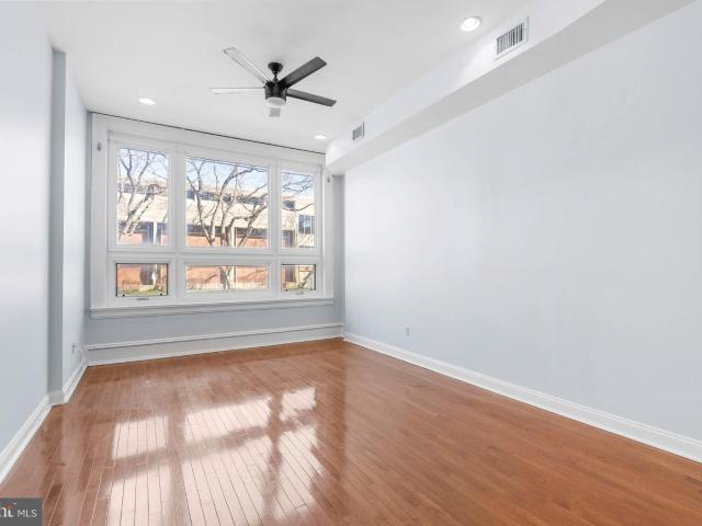 1712 W Girard Ave, Philadelphia, PA 19130 | MLS #PAPH2443