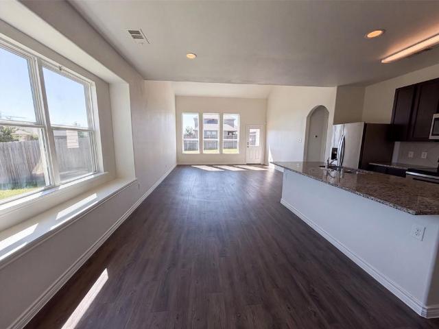 1713 Blue Jay Drive