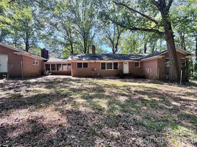 1713 White Store Road