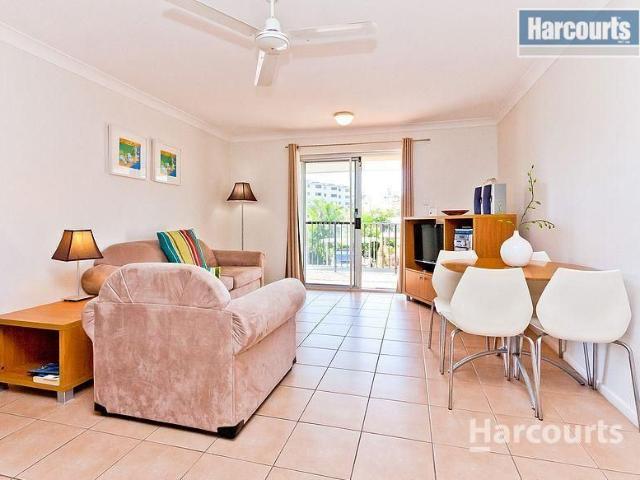 17/13 15 Ann Street, TORQUAY, QLD 4655