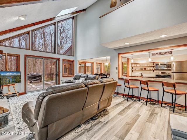 171 Crocketts Crescent