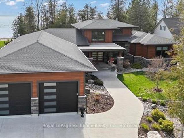 171 Huron Road, Huron Kinloss, ON, N2Z 2X3 Luxury House for sale | Listing ID X13087 | Royal LePage Carriage Trade Luxury Properties