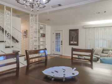 171 Saint Charles Avenue, Biloxi, US, MS