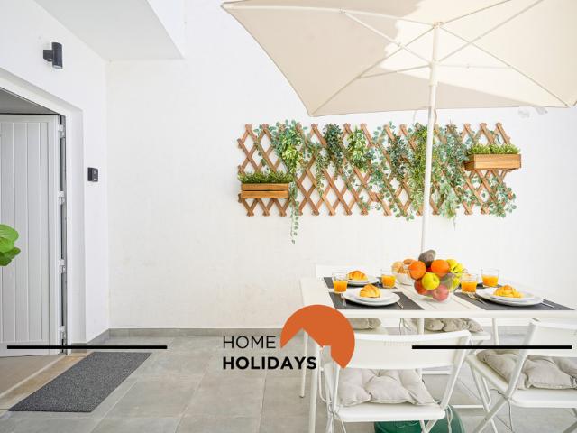 #171 Sea View, Private Terrace 900 mts Beach