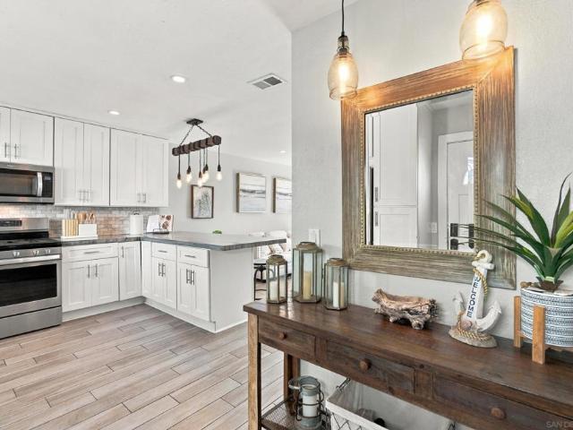 171 Palm Ave