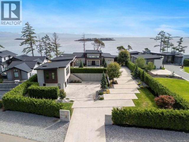 1724 Oak Leaf Dr, Nanoose Bay, BC, V9P 9J4 Luxury House for sale | Listing ID 1049 | Royal LePage Carriage Trade Luxury Properties
