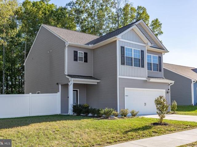 17258 Oliver Latney Ln, Bowling Green, VA 22427