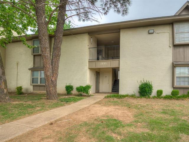 1725 E Lindsey Street # 2