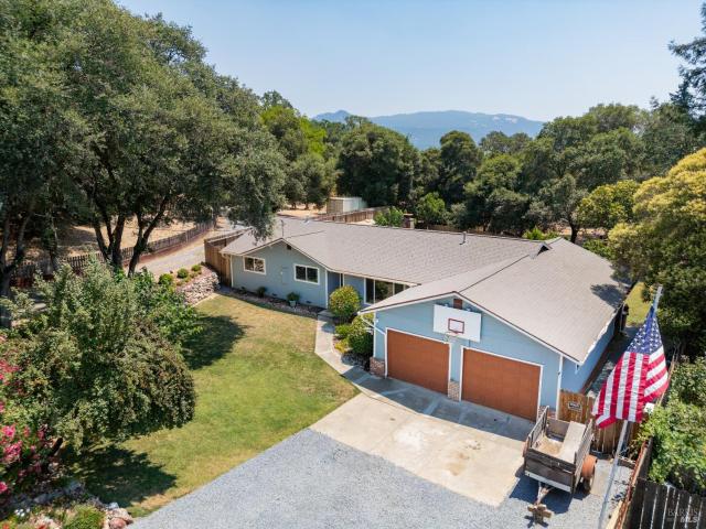 1725 E Madrone Ave, Ukiah, CA 95482 | MLS #326033