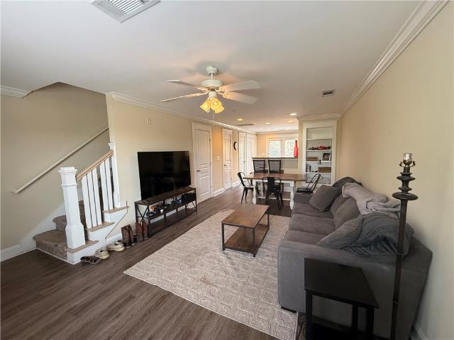 1725 Harvey Mitchell Parkway S 1624
