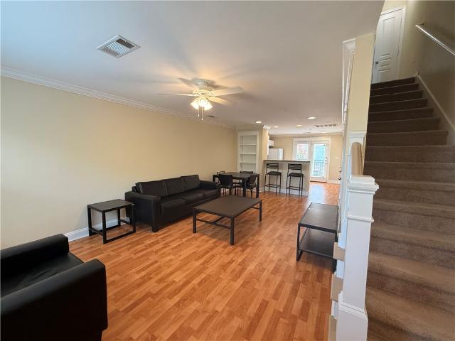 1725 Harvey Mitchell Parkway S 1733
