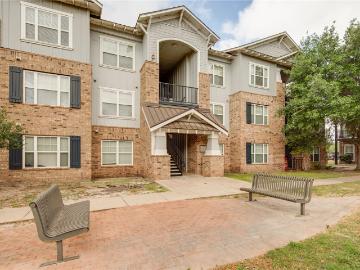 1725 Harvey Mitchell Parkway S 2224
