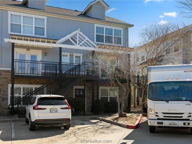 1725 Harvey Mitchell Parkway S 230