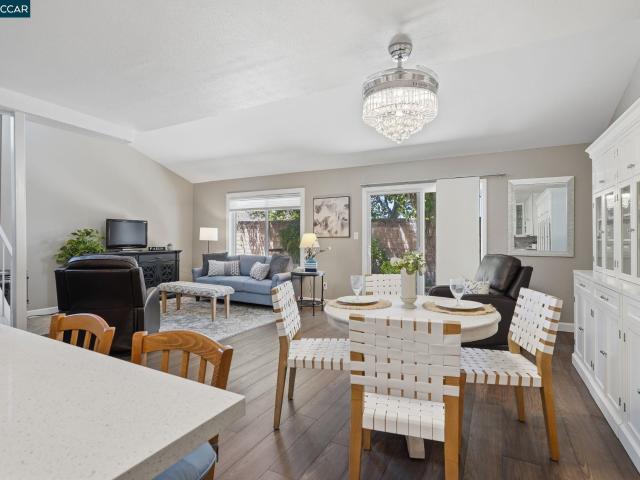 1725 Landana Drive 3