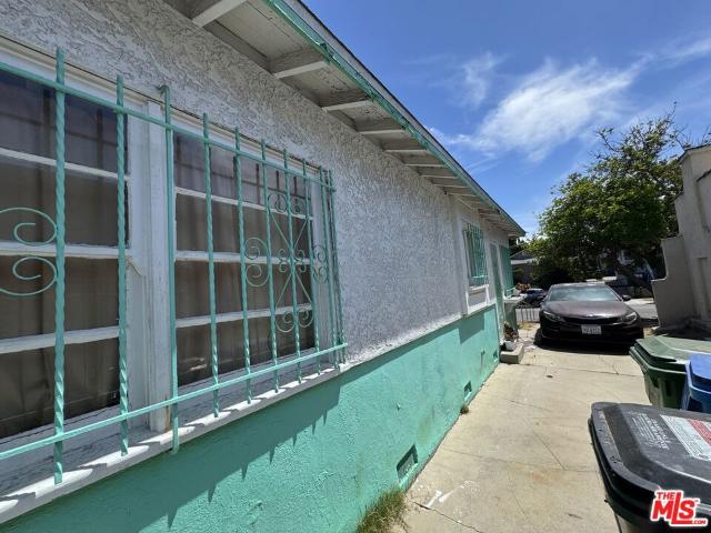 1725 S Highland Avenue