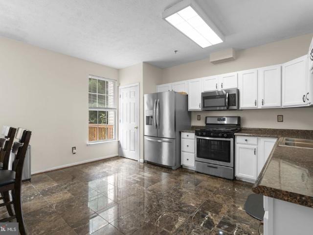 1725 Sea Pine Circle