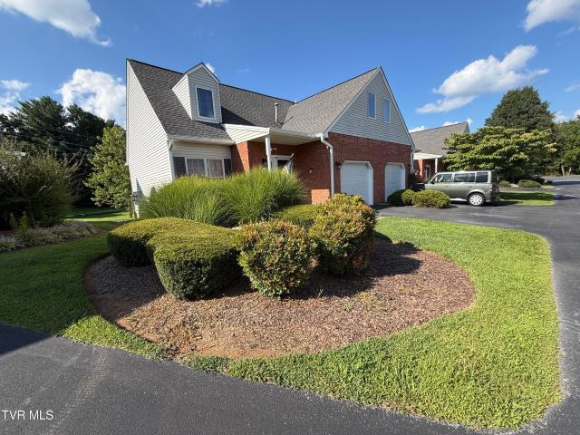 1725 West Lakeview Drive Unit 23