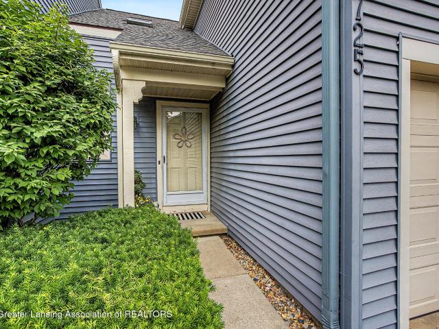1725 Whitegate Lane