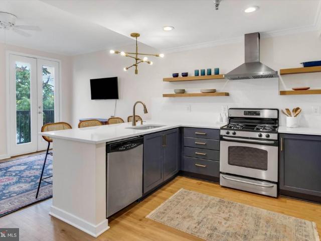 1726 Aliceanna Street # 405 NB
