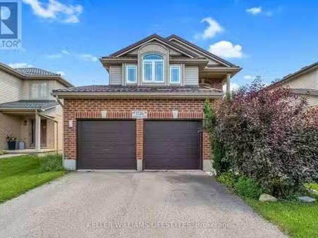 1726 Ennismore Crescent, London North North E, ON, N6G 5M9.