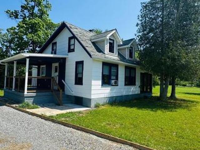 1726 Townline Road, Fort Erie, ON, L2A 5M4 house for sale | Listing ID X13774 | Royal LePage