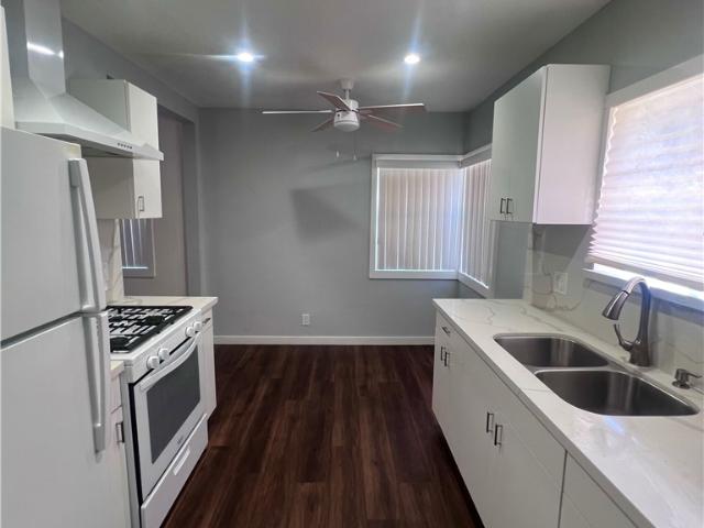 1726 W 83rd