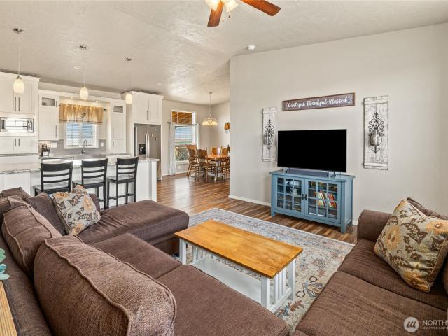 17270 Vantage Highway