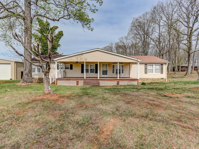 1727 Richmond Hwy, Spout Spring, VA 24593 | MLS #365504