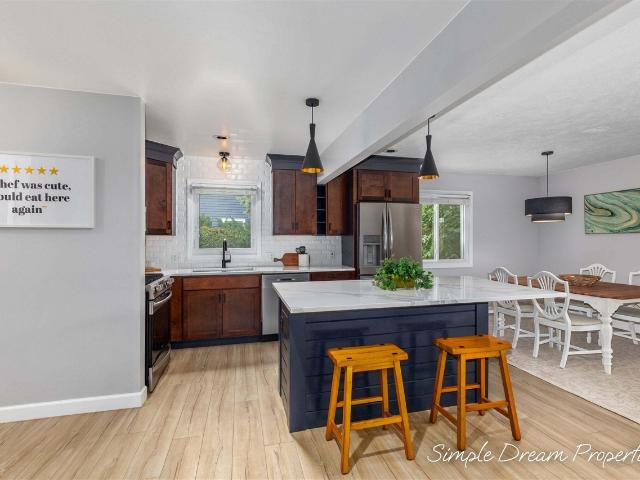 1727 Weymouth Drive