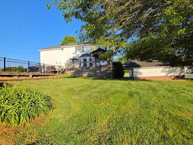 17289 Crabtree Court