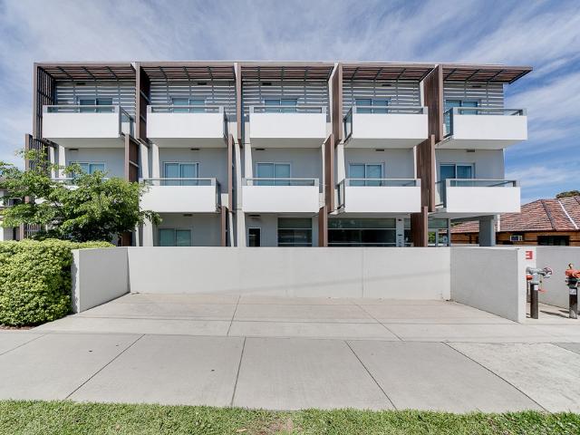 1728 Dandenong Road, Clayton, VIC, 3168