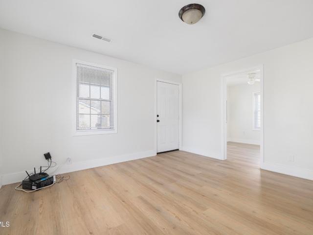 1729 Mary Street