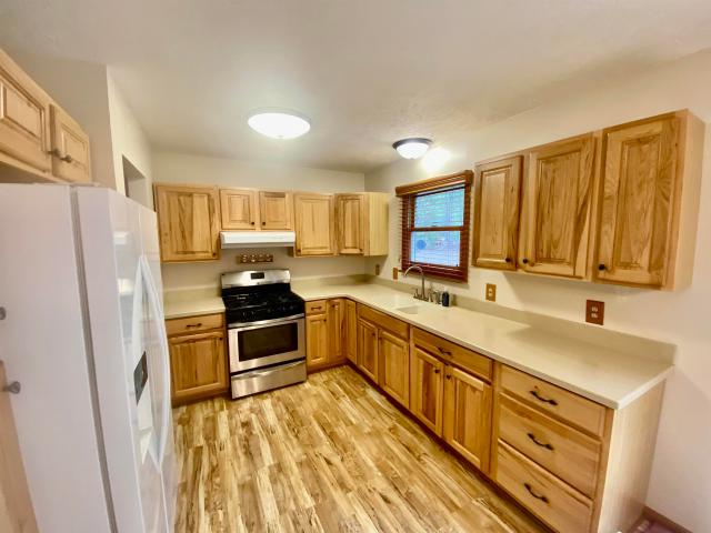 1729 Melody Lane