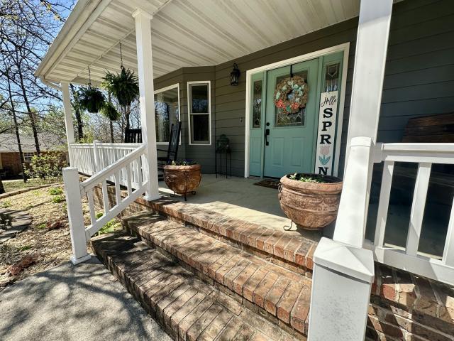 1729 N Pine Street
