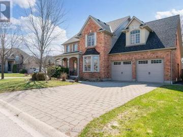 London, Ontario - Fireplace