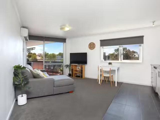 17/203 Nicholson Street, Coburg, VIC 3058