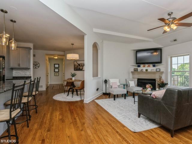 17200 Oak Park Avenue # 304